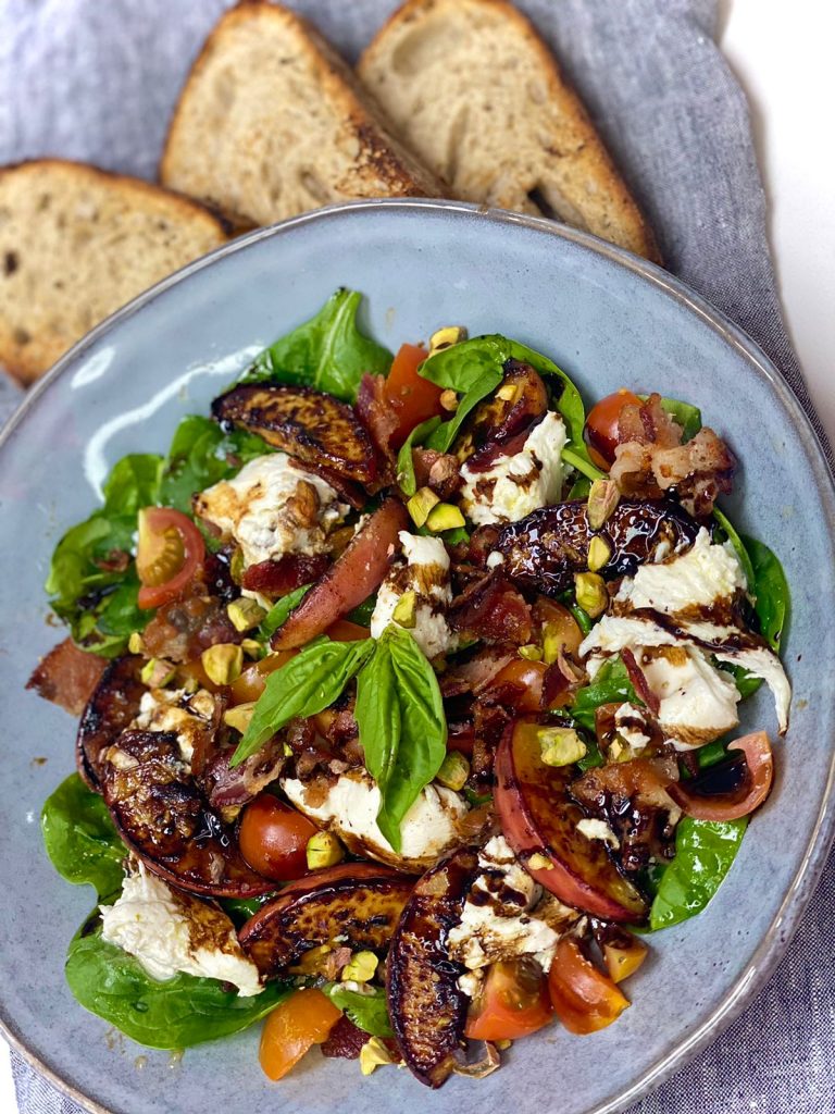 Ensalada de Burrata y Durazno